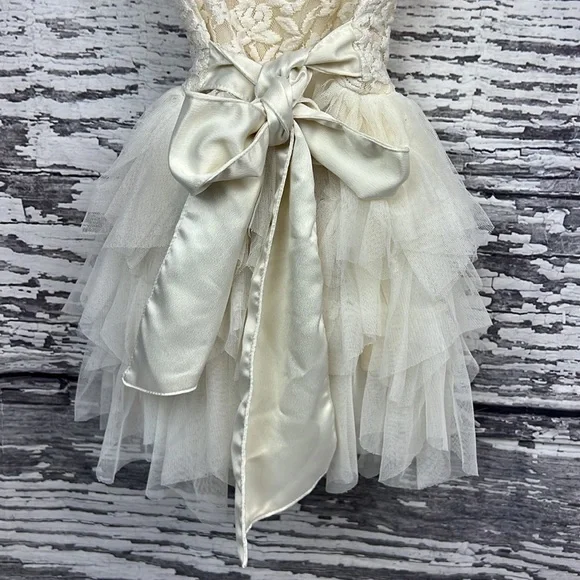 Madeleine Dress Ivory - Size 2T/3T - Picture 9 of 10